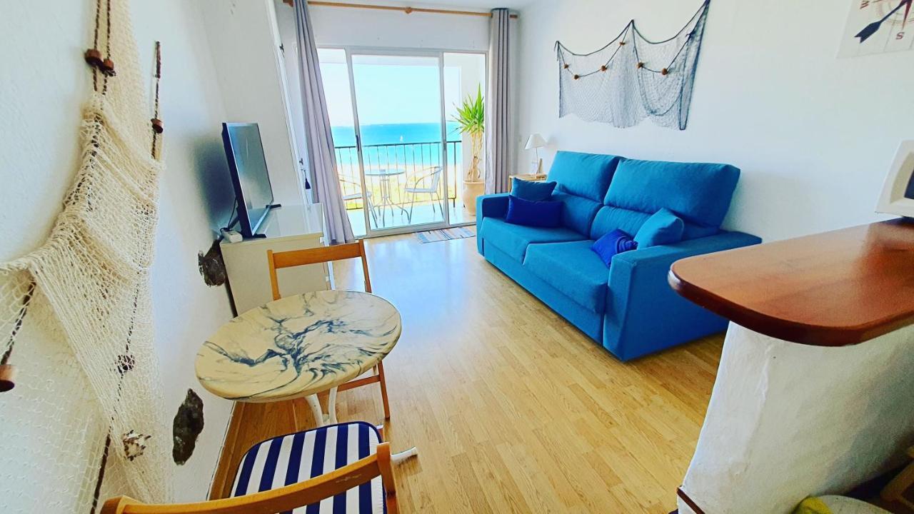 Cozy Beach-Front Studio With Amazing Sea View エンプリアブラバ エクステリア 写真