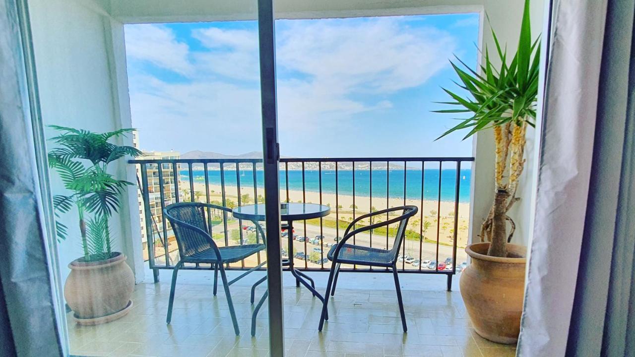 Cozy Beach-Front Studio With Amazing Sea View エンプリアブラバ エクステリア 写真
